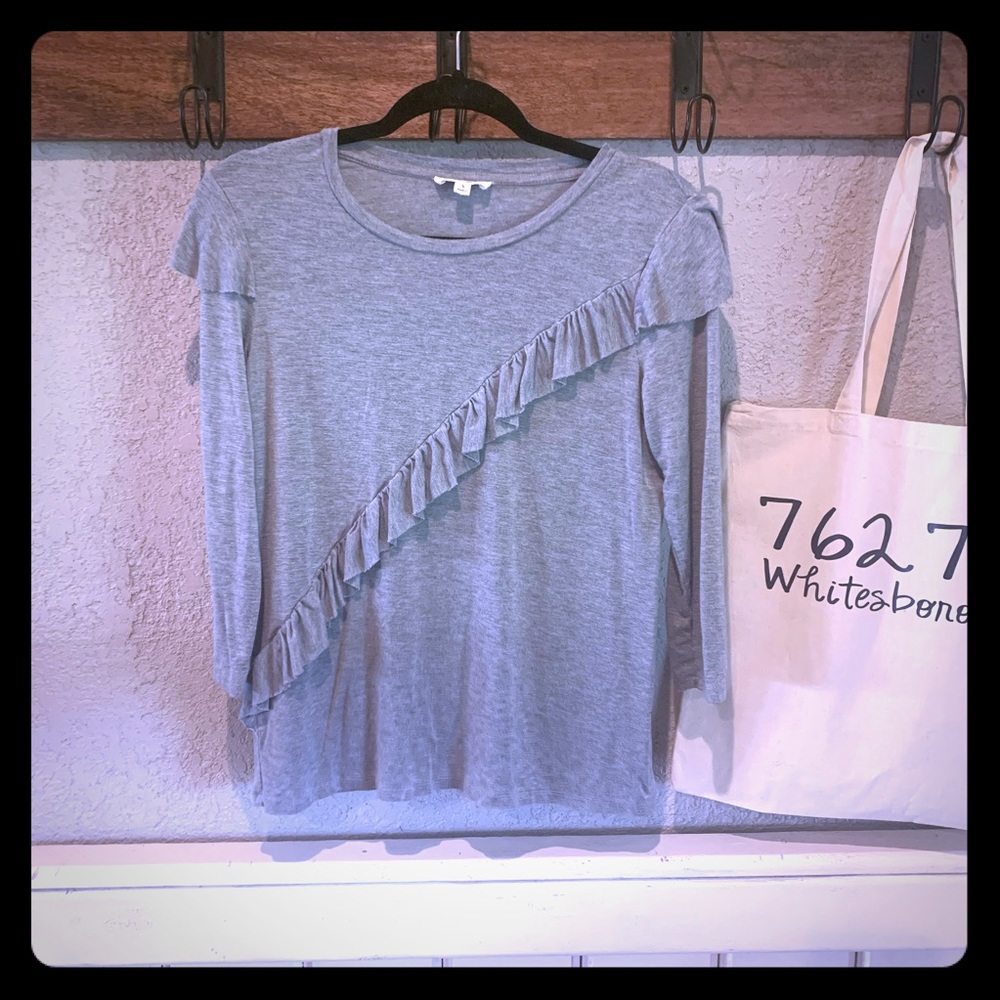 Wyld Heart Grey Ruffle Tee